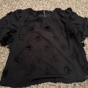 Adrianna Papell Black Textured Floral Blouse